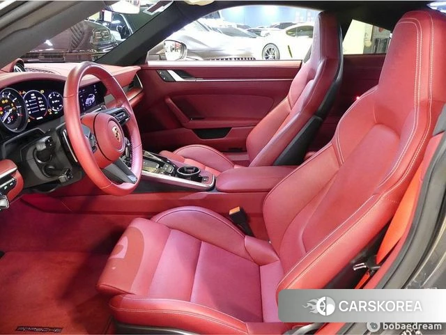 Porsche 911(992) id 4302713 из Кореи 18