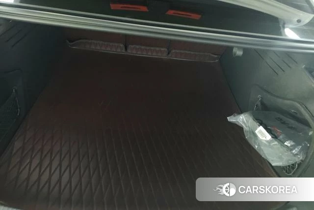 Audi A4L id 4336148 из Китая 15