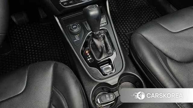 Jeep Cherokee (KL) id 3915782 из Кореи 18