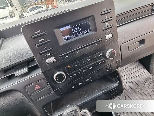 Hyundai Staria id 3640362 из Кореи 17