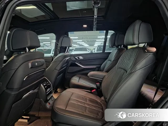 BMW X7 (G07) id 3679618 из Кореи 18