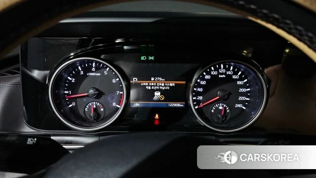 Kia Carnival 4th generation id 3922893 из Кореи 18