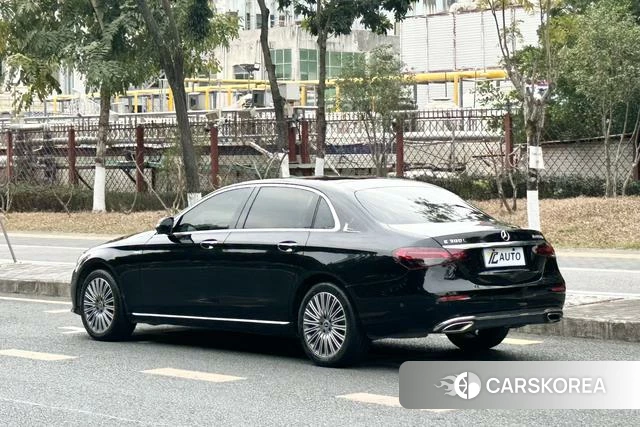 Mercedes-Benz E-class id 4274205 из Китая 17