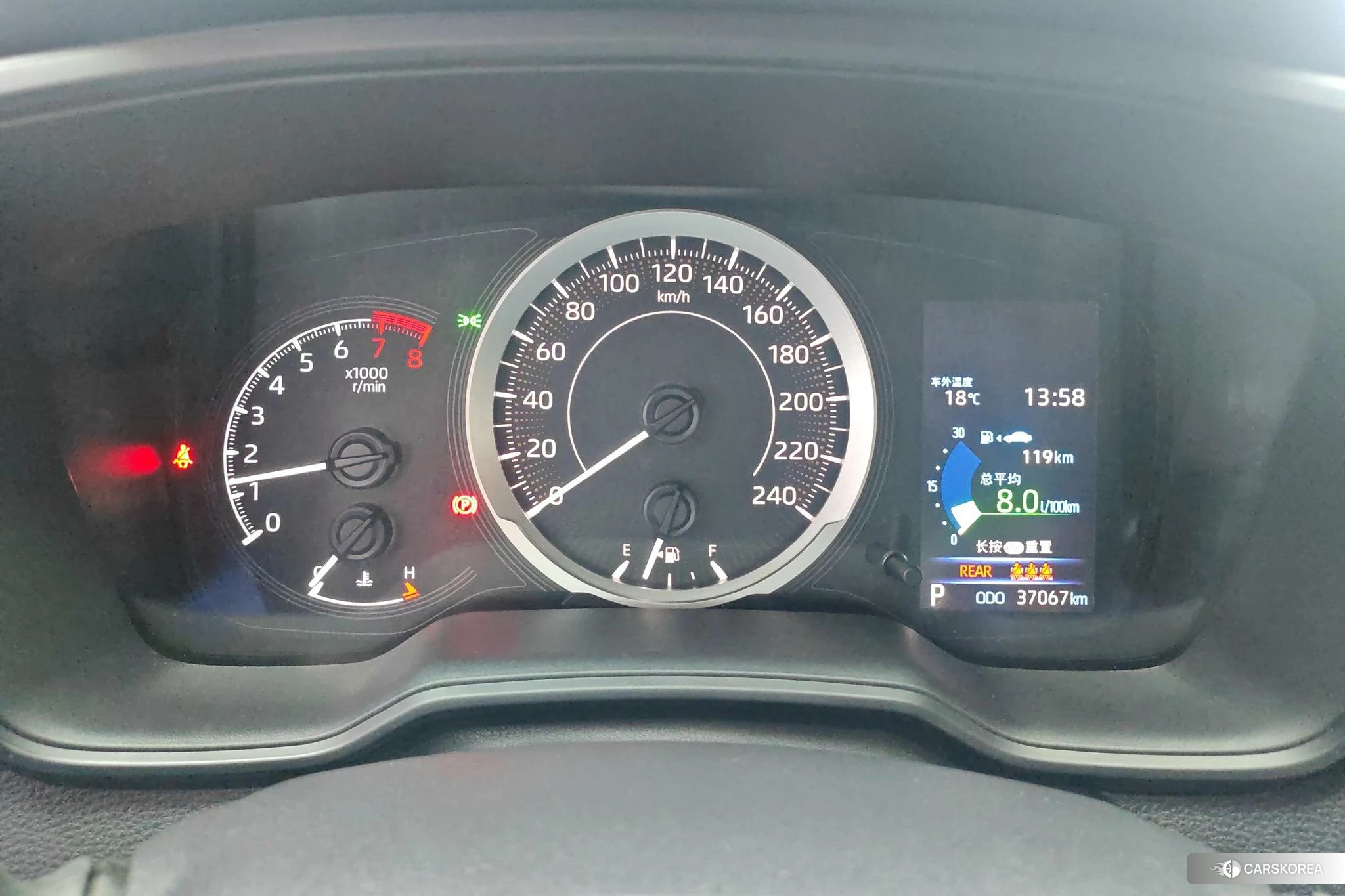 Toyota Corolla id 4426774 из Китая 15