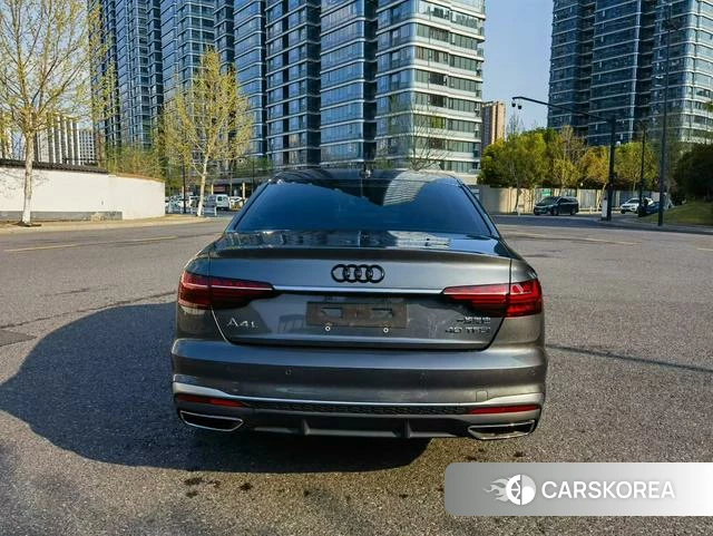 Audi A4L id 4348384 из Китая 8