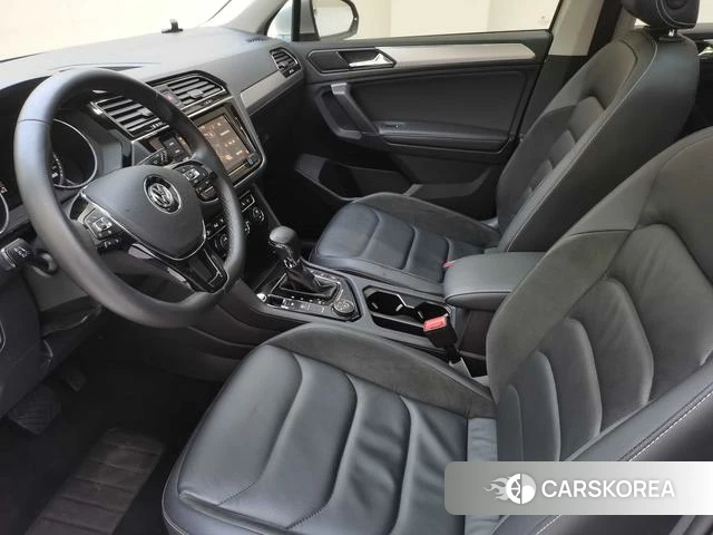 Volkswagen Tiguan L id 4209991 из Китая 15