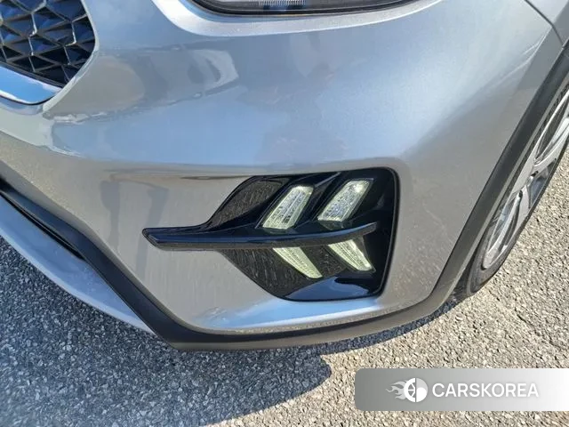 Kia The New Niro id 3044326 из Кореи 17