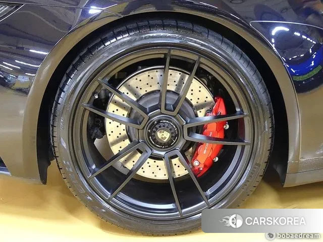 Porsche 911(992) id 3011010 из Кореи 18