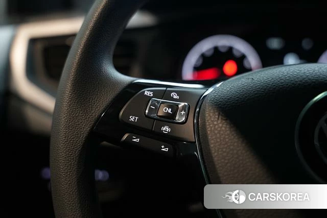 Volkswagen Polo id 4258641 из Китая 22