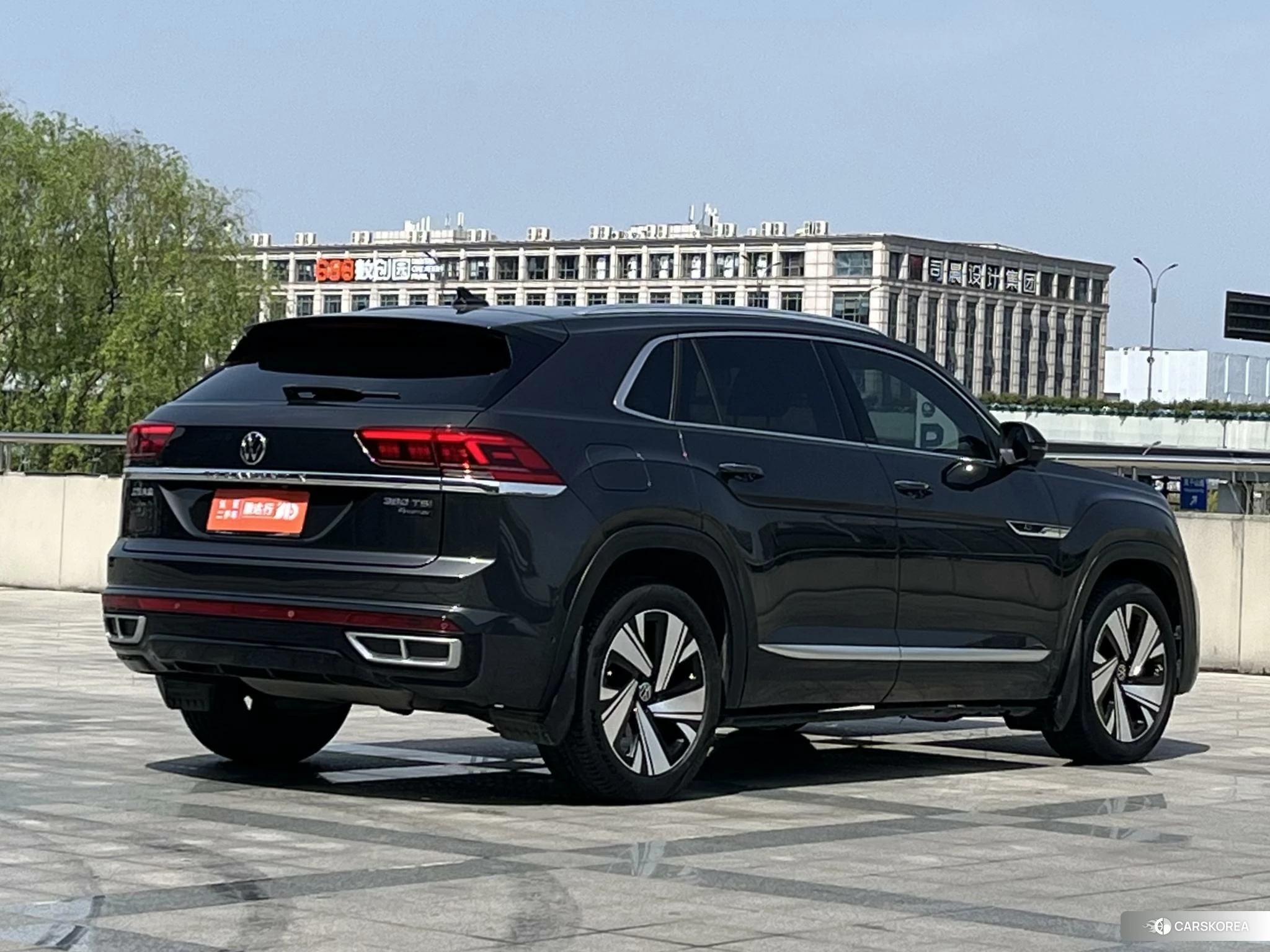 Volkswagen Tourang id 4405737 из Китая 11
