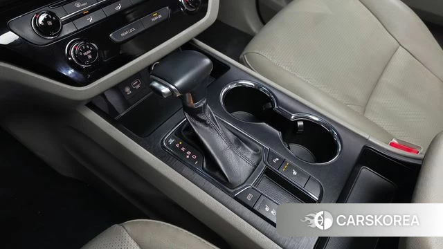Kia The New Carnival id 4918709 из Кореи 29