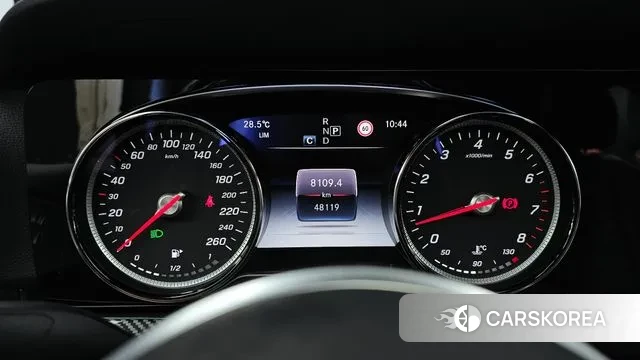 Mercedes-Benz E-Class W213 id 3144624 из Кореи 18