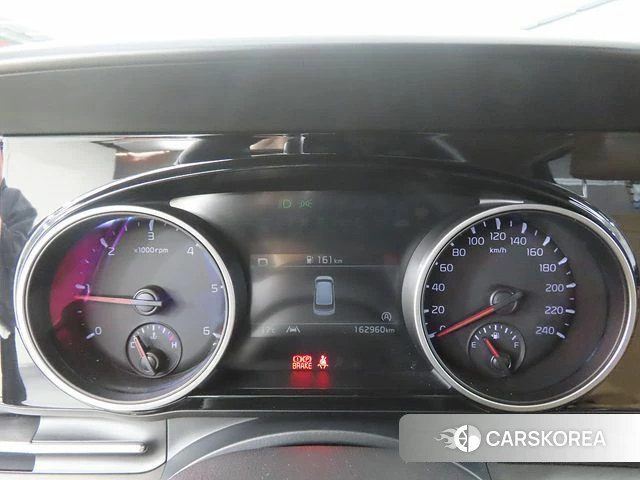 Kia Carnival 4th generation id 4676997 из Кореи 18