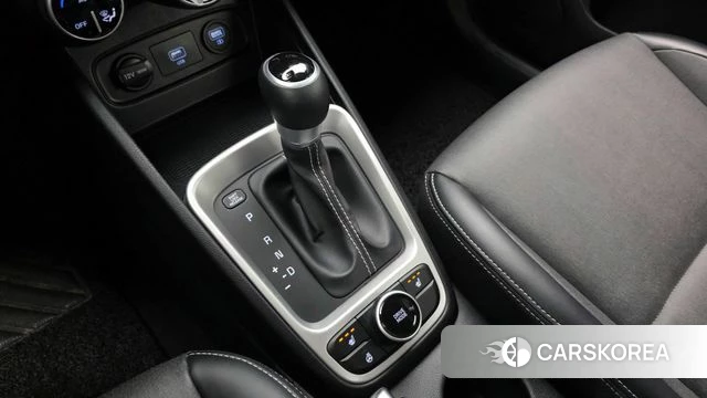 Hyundai Venue id 3893682 из Кореи 18