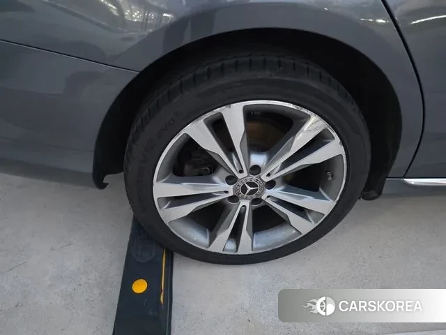 Mercedes-Benz C-Class W205 id 3003945 из Кореи 8