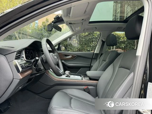 Audi Q7 id 3908165 из Китая 15