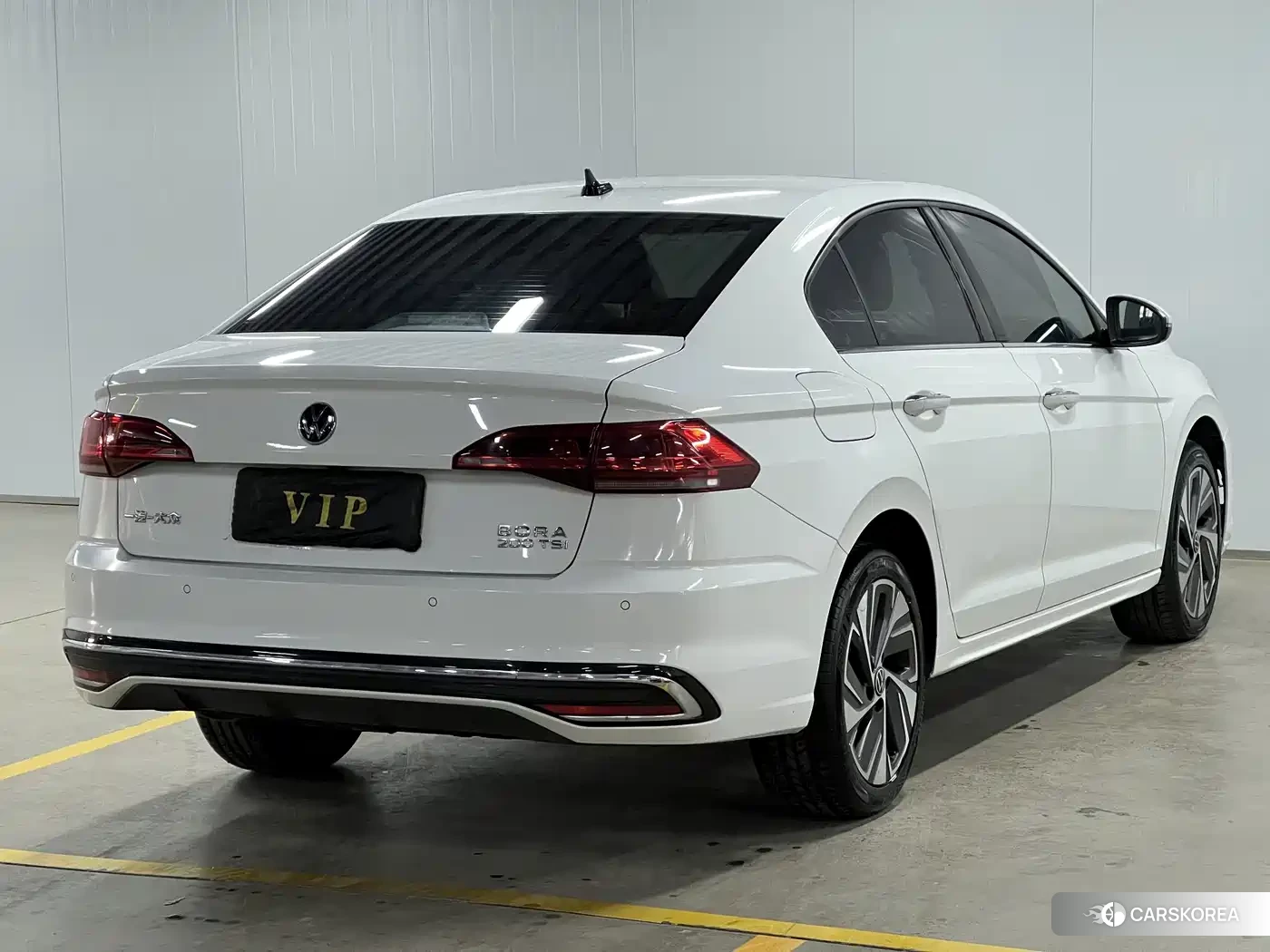 Volkswagen Bora id 4680466 из Китая 9