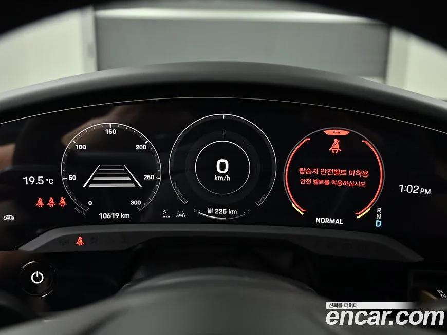 Porsche Taycan id 2123737 из Кореи 18