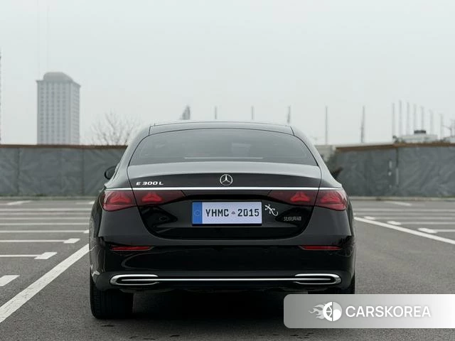 Mercedes-Benz E-class id 4221270 из Китая 21
