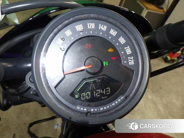Harley-Davidson NIGHTSTER RH975 id 3950587 из Японии 32