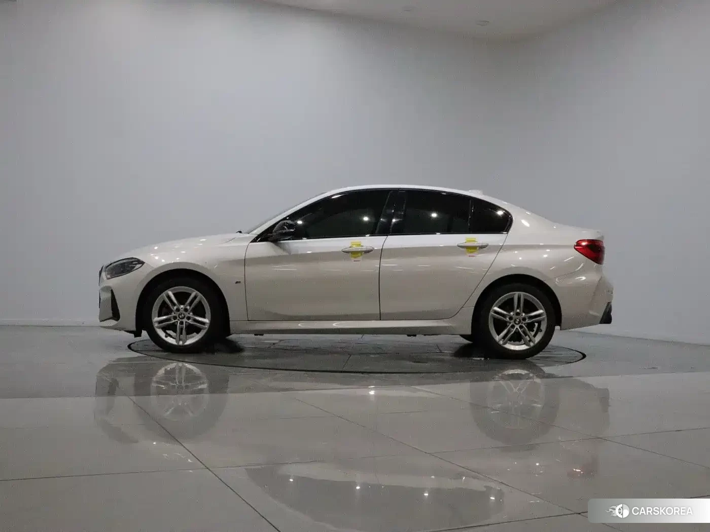 BMW 1 series id 4685941 из Китая 20