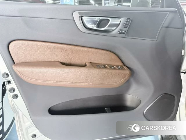Volvo XC60 id 4219876 из Китая 17