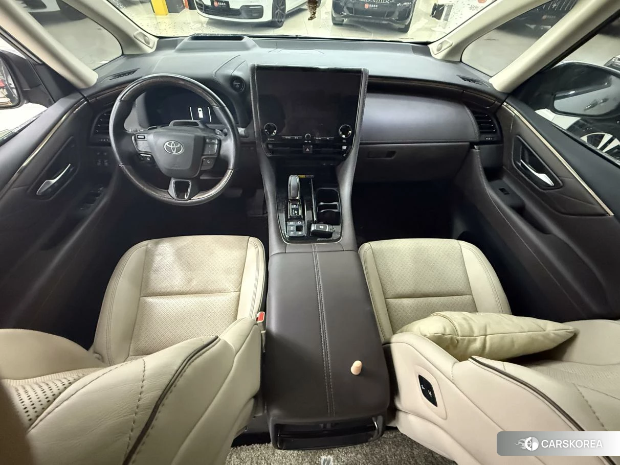 Toyota Elfa id 4452460 из Китая 8