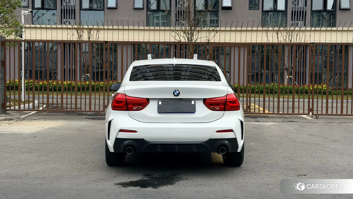 BMW 1 series id 4440786 из Китая 8