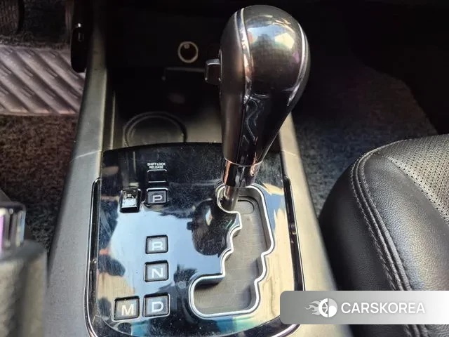 Ssangyong New Style Korando C id 3494666 из Кореи 18