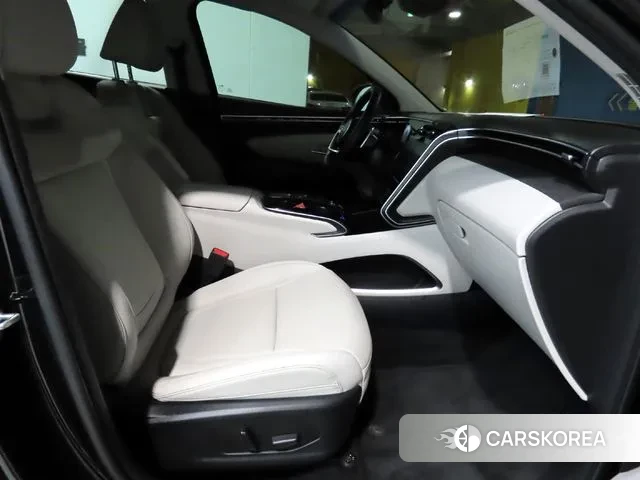 Hyundai Tucson (NX4) id 3739925 из Кореи 18