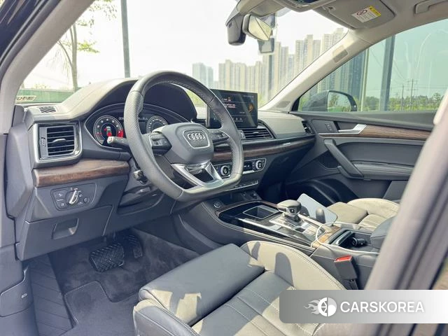 Audi Q5L id 4261599 из Китая 9