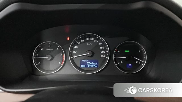 Hyundai The New Grand Starex id 3844662 из Кореи 18