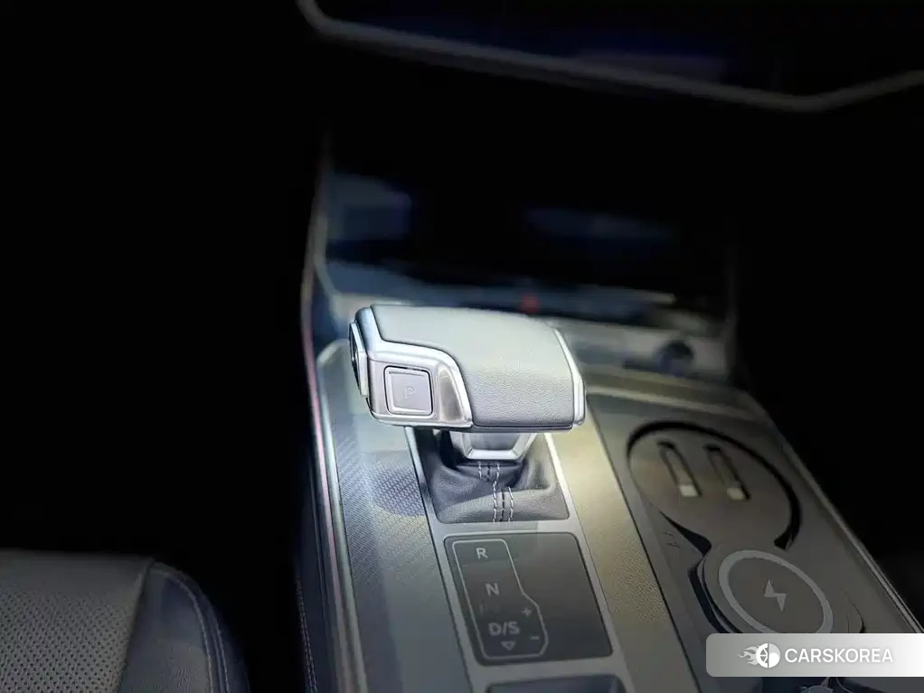 Audi A6 id 4686015 из Китая 17