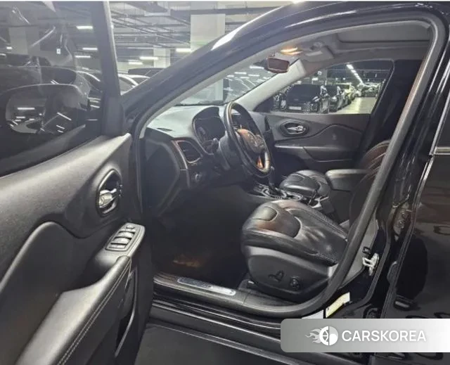 Jeep Cherokee (KL) id 3094863 из Кореи 14