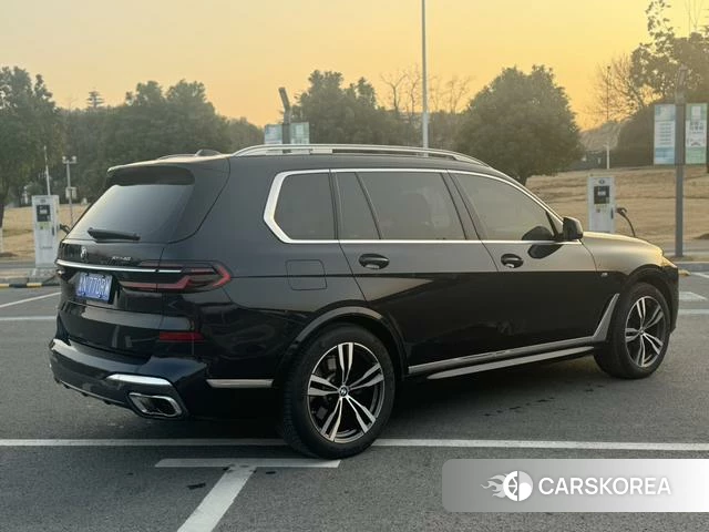 BMW X7 id 4265556 из Китая 10