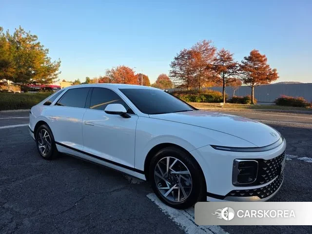 Hyundai Grandeur (GN7) id 3394145 из Кореи 18