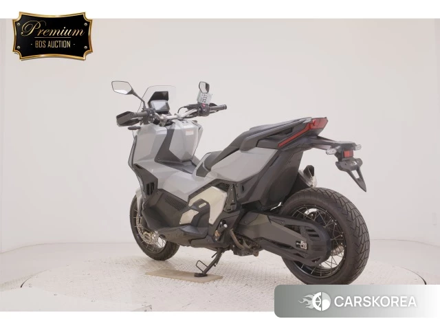 Проданный Honda X-ADV 750 id 4368022 из Японии, фото 8