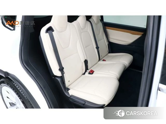 Tesla Model X id 4211082 из Китая 8
