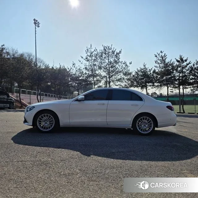 Mercedes-Benz E-Class W213 id 3706197 из Кореи 14