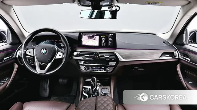 BMW 5 Series (G30) id 3350123 из Кореи 18