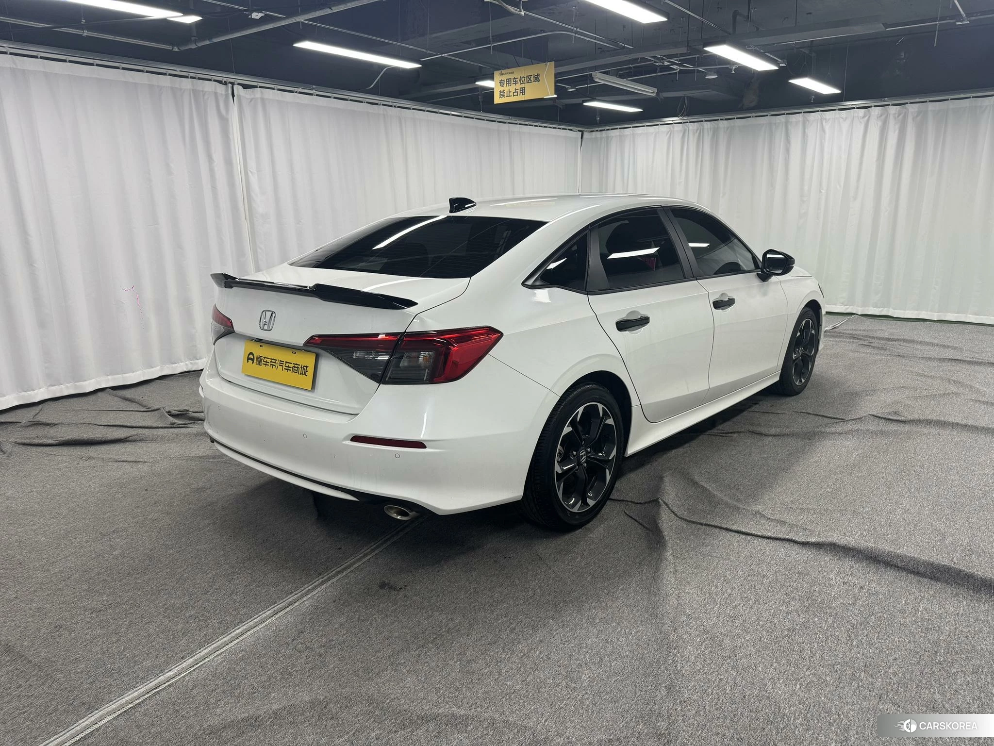 Honda Civic id 4486621 из Китая 18