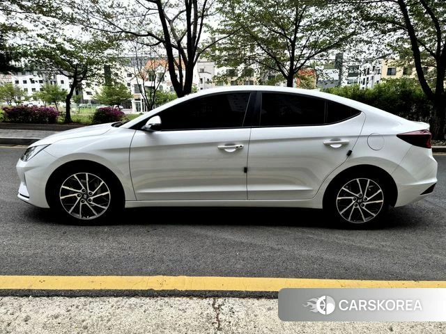 Hyundai The New Avante AD id 4188448 из Кореи 18