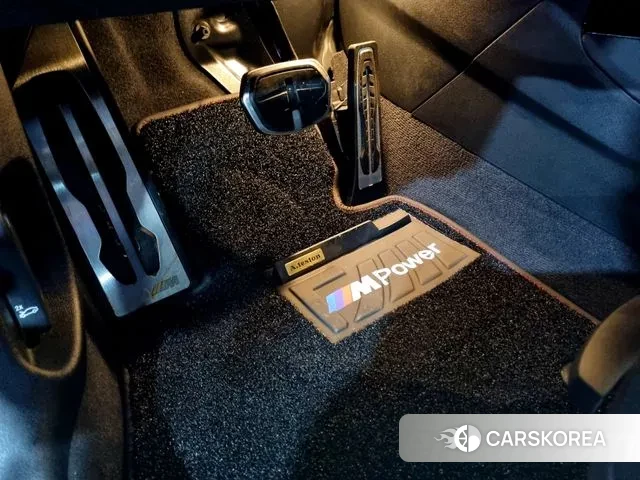 BMW 1 Series (F40) id 3571101 из Кореи 18