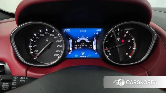 Maserati Levante id 4581506 из Кореи 33