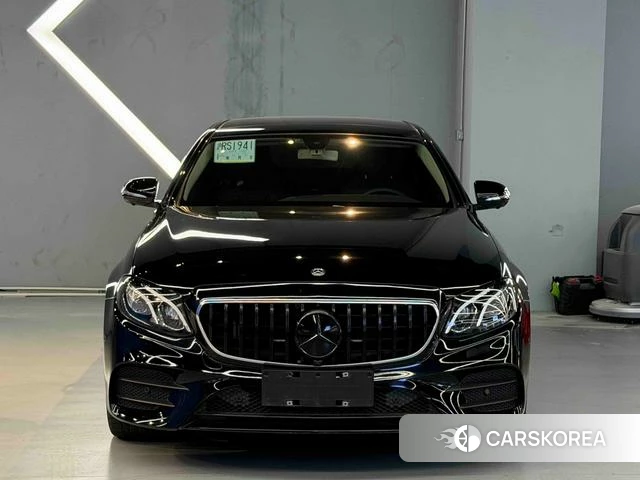 Mercedes-Benz E-class id 4219295 из Китая 23