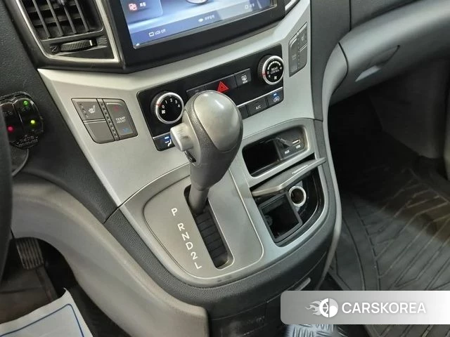 Hyundai The New Grand Starex id 3845683 из Кореи 17