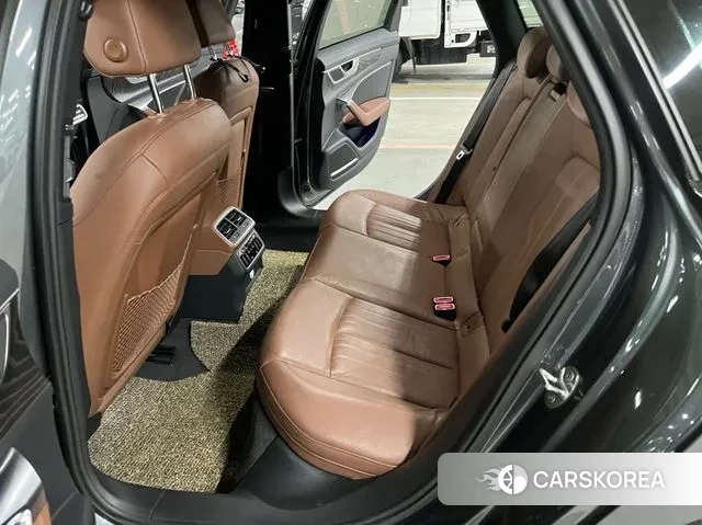 Audi A6 (C8) id 3708477 из Кореи 18