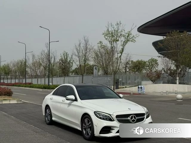 Mercedes-Benz Class C id 4272649 из Китая 8