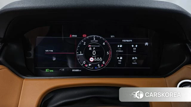 Land Rover Range Rover Velar id 4677667 из Кореи 36