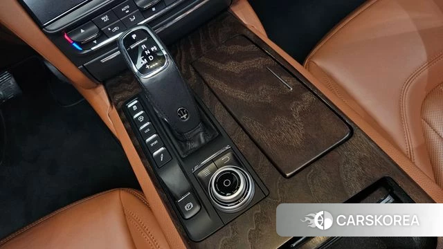 Maserati Quattroporte id 4698005 из Кореи 33